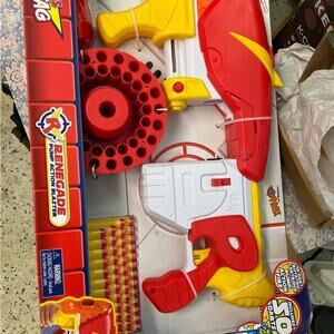 Ryan's World Foam Dart Tag Renegade Rapid Fire Barrel Blaster , Red New